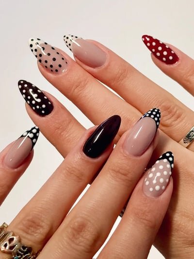 nail art a pois